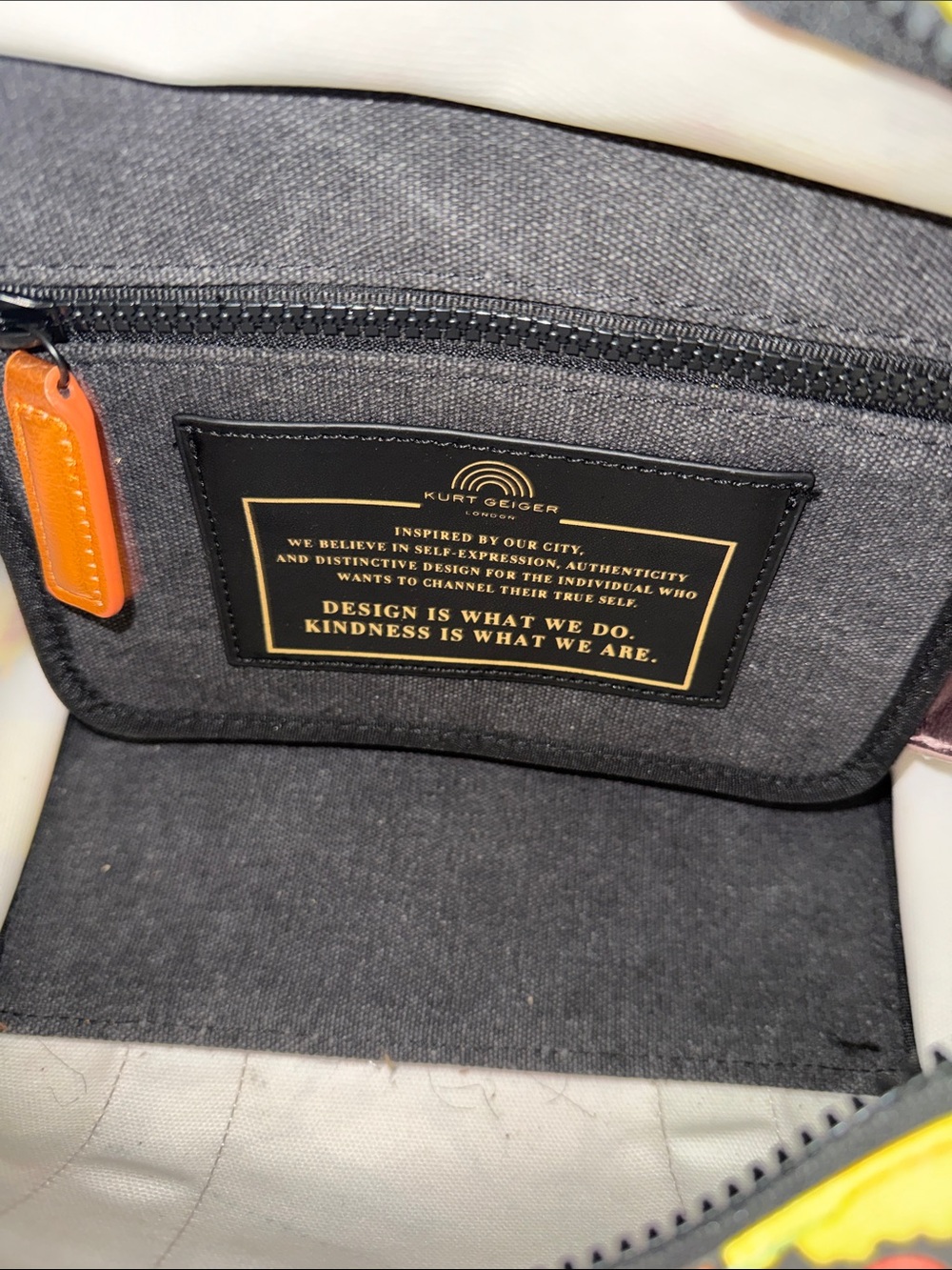 Small Southbank Floral Canvas Tote
Kurt Geiger London - Picture 7 of 9